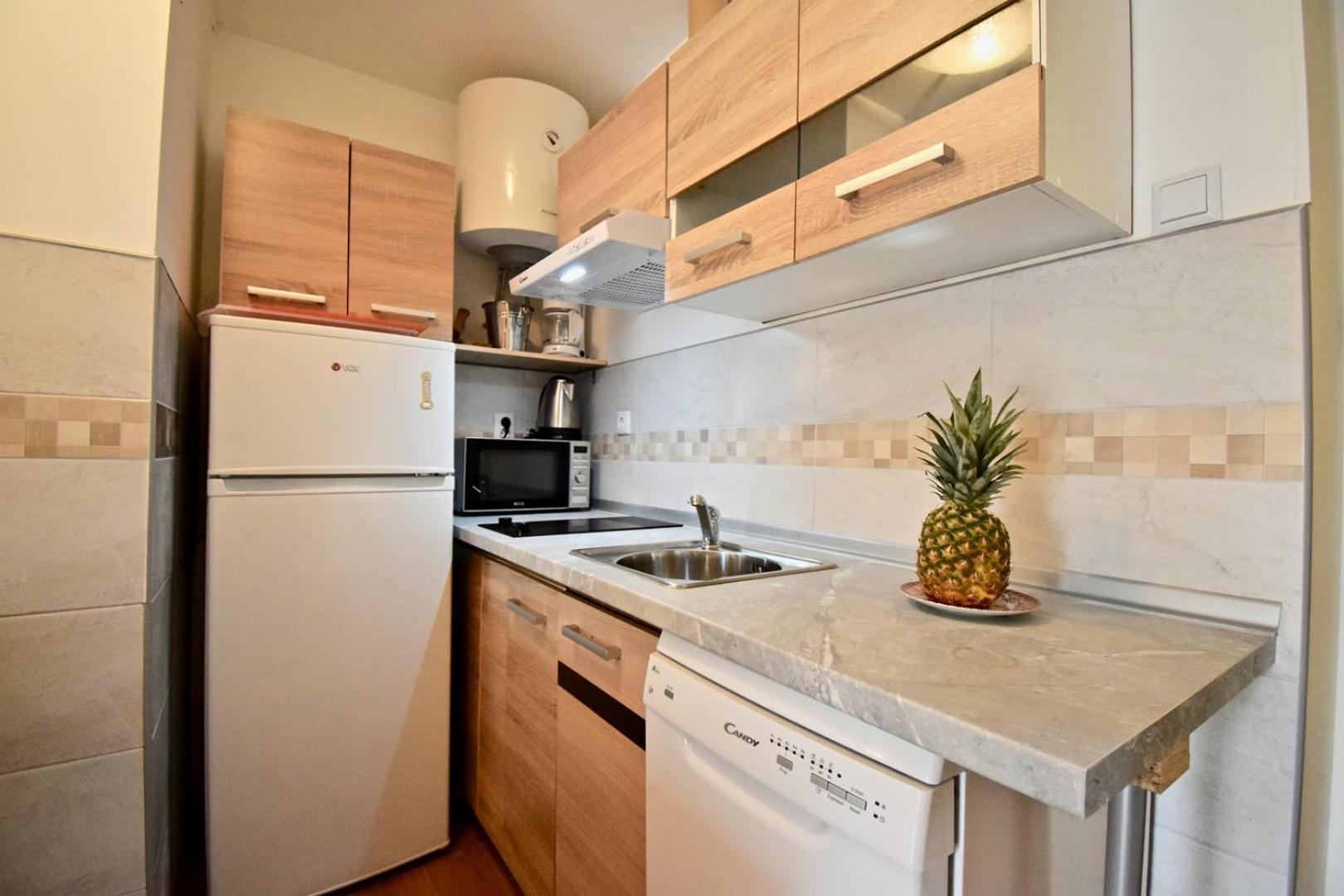 Holiday Apartments Медулин Экстерьер фото
