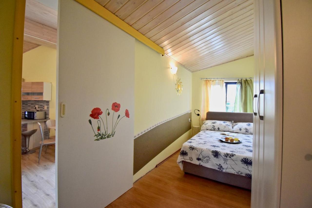 Holiday Apartments Медулин Экстерьер фото