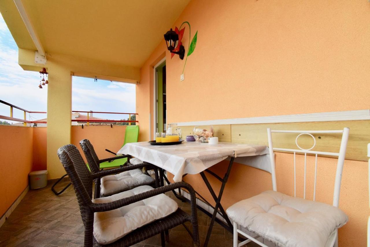 Holiday Apartments Медулин Экстерьер фото